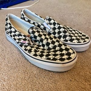 Peanut Vans